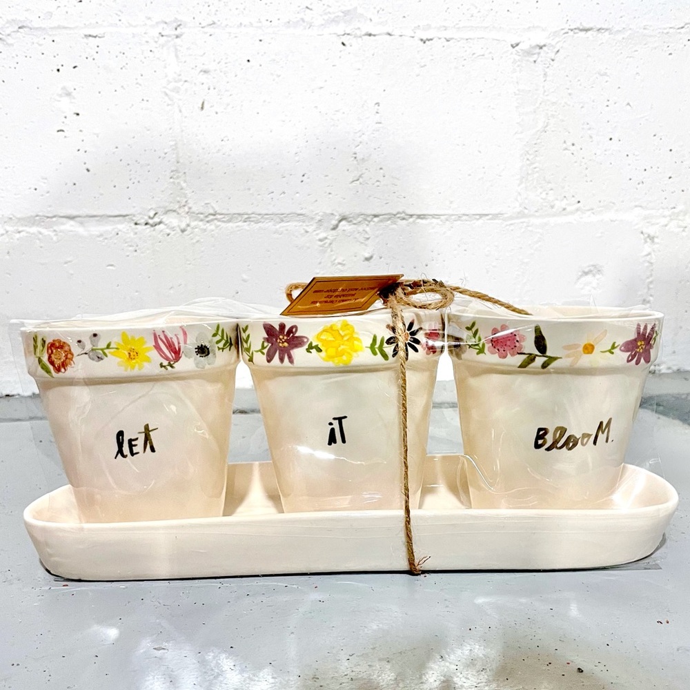 Rae Dunn Let It Bloom Planter Set